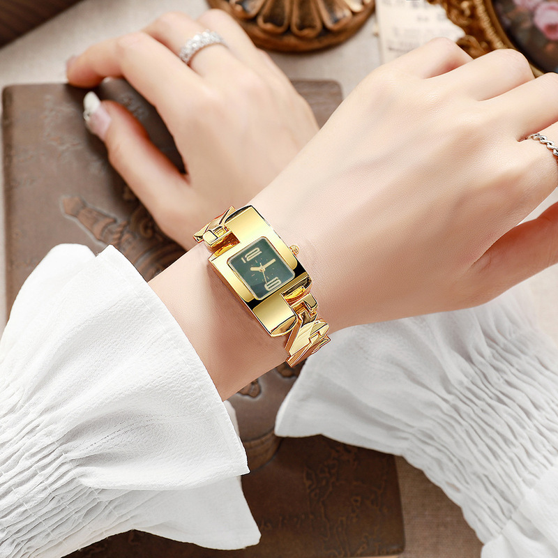 Jam Tangan Wanita Quartz Perse - Luxury Watch Square ulasan dan harga