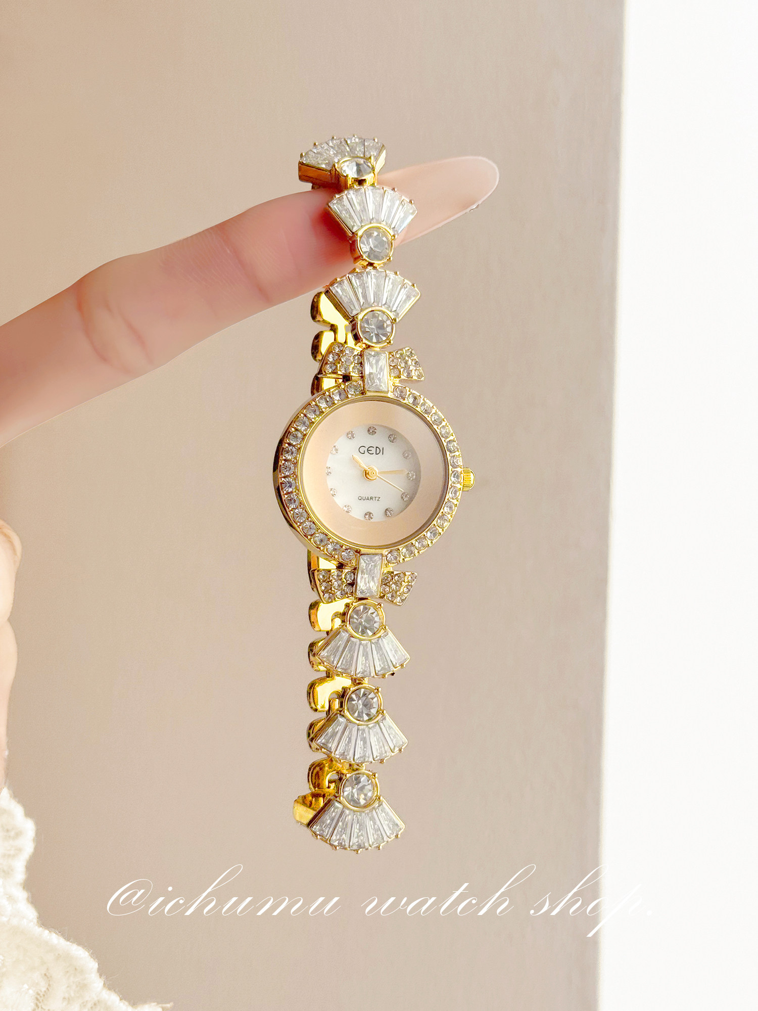 Jam Tangan Wanita Mermaid Mewa - Luxury Watch With Bracelet ulasan dan harga